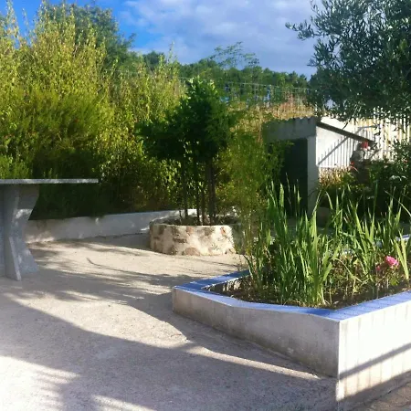 House With 4 Bedrooms In With Wonderful Mountain View Private Pool Enclosed Garden 100 Km From The Beach *